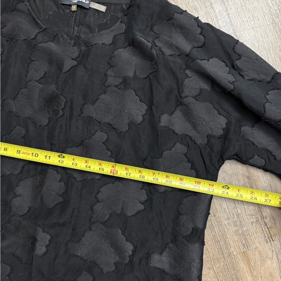 Karl Lagerfeld • Floral Black Lace Burnout Top - Picture 3 of 10